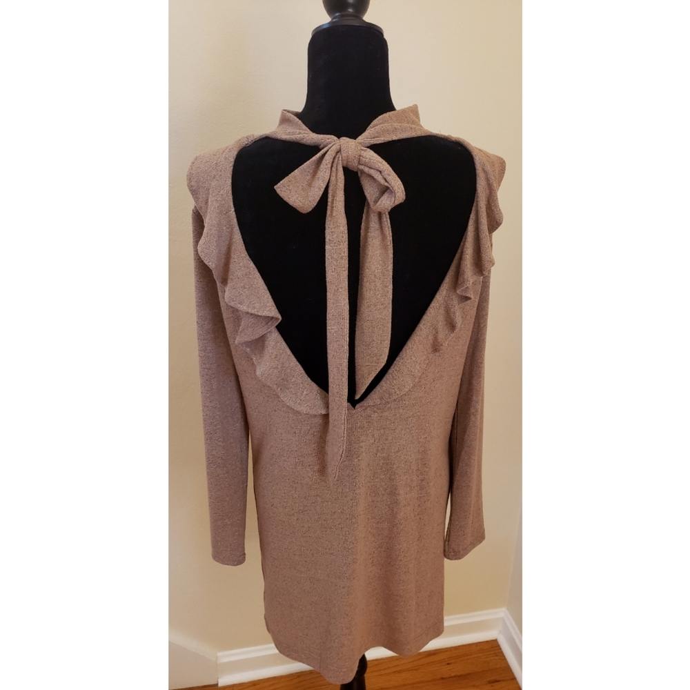 Dress - Picture 3 of 3
